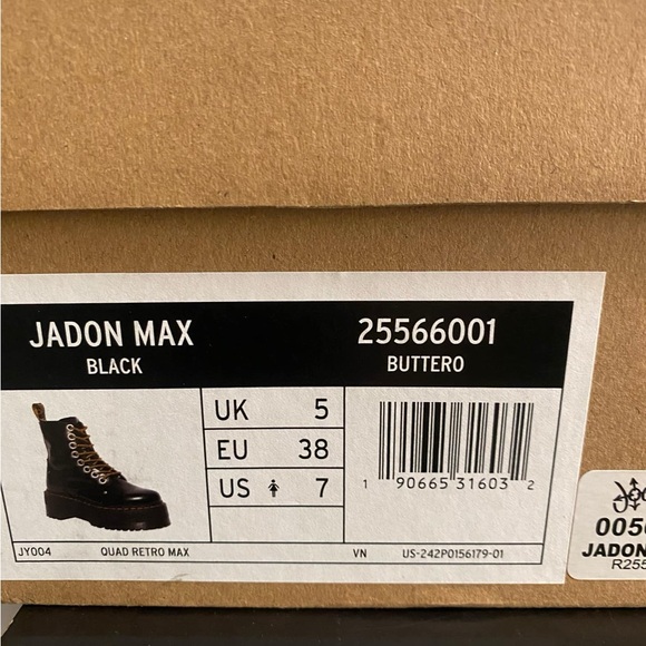 Dr.martens boots new - Picture 2 of 2